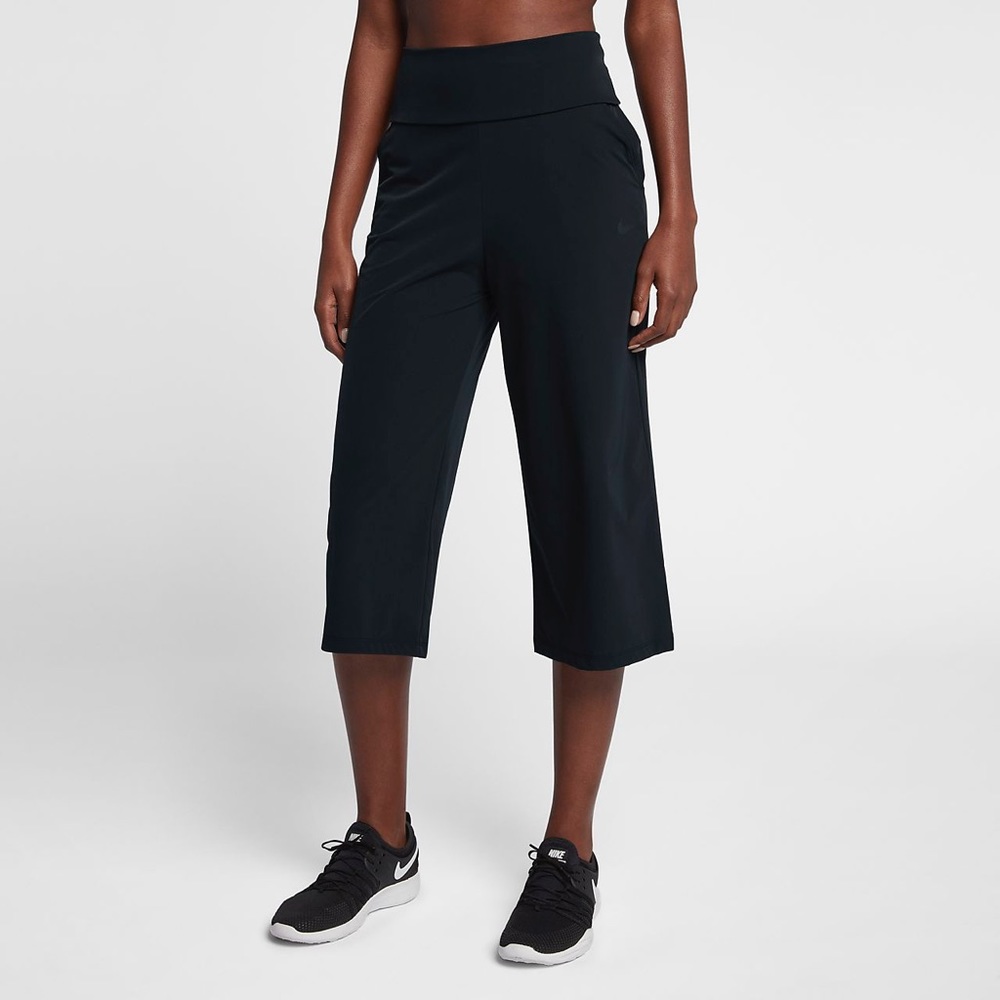 Nike Bliss Stuido Women’s High-Rise Training Pants